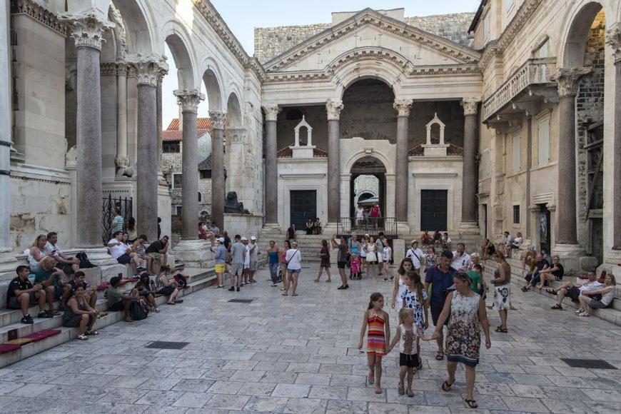 Luxury Apartment In Ancient City Split Exteriör bild